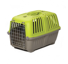 Load image into Gallery viewer, Spree Plastic Carrier, Green or Red Pet Carrier 22 Inches
