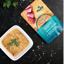 Load image into Gallery viewer, NULO FREESTYLE CAT FOOD POUCHES | CHUNKY TUNA BROTH 2.8 OZ SINGLE
